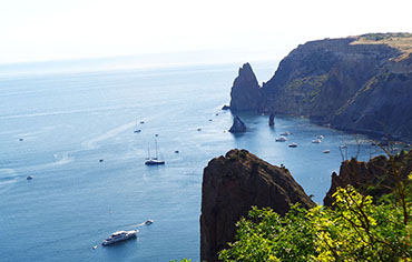 Бронируйте отдых в мае на Фиоленте